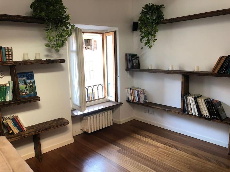 La Petite Maison - Two-Room Apartment ベルガモ エクステリア 写真